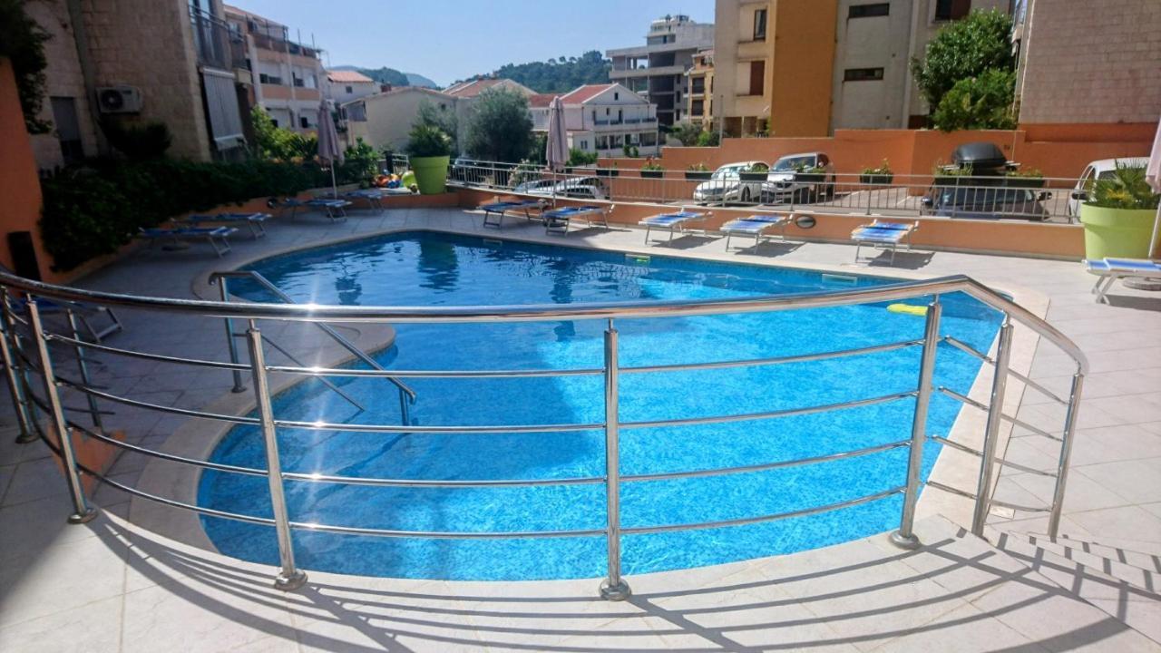 Appartamento Petrovac Bay Monte Esterno foto