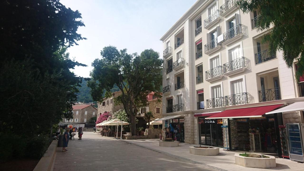 Appartamento Petrovac Bay Monte Esterno foto